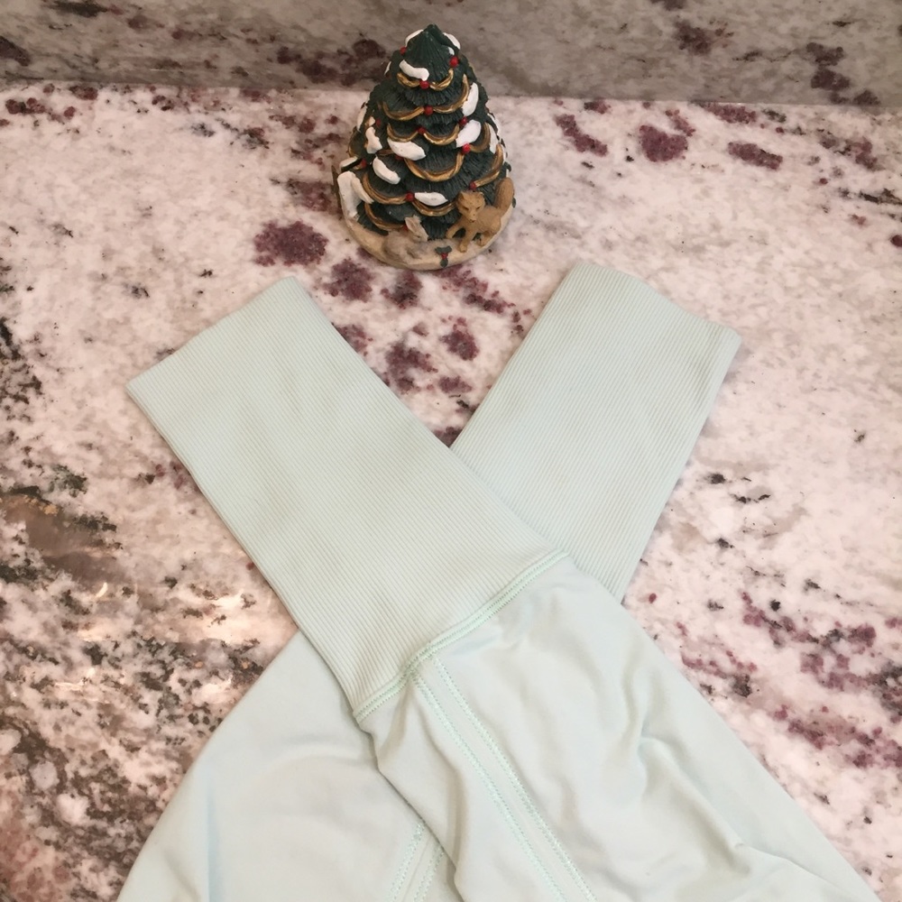 lululemon athletica Mint Aqua Performance Pullover - Picture 11 of 16